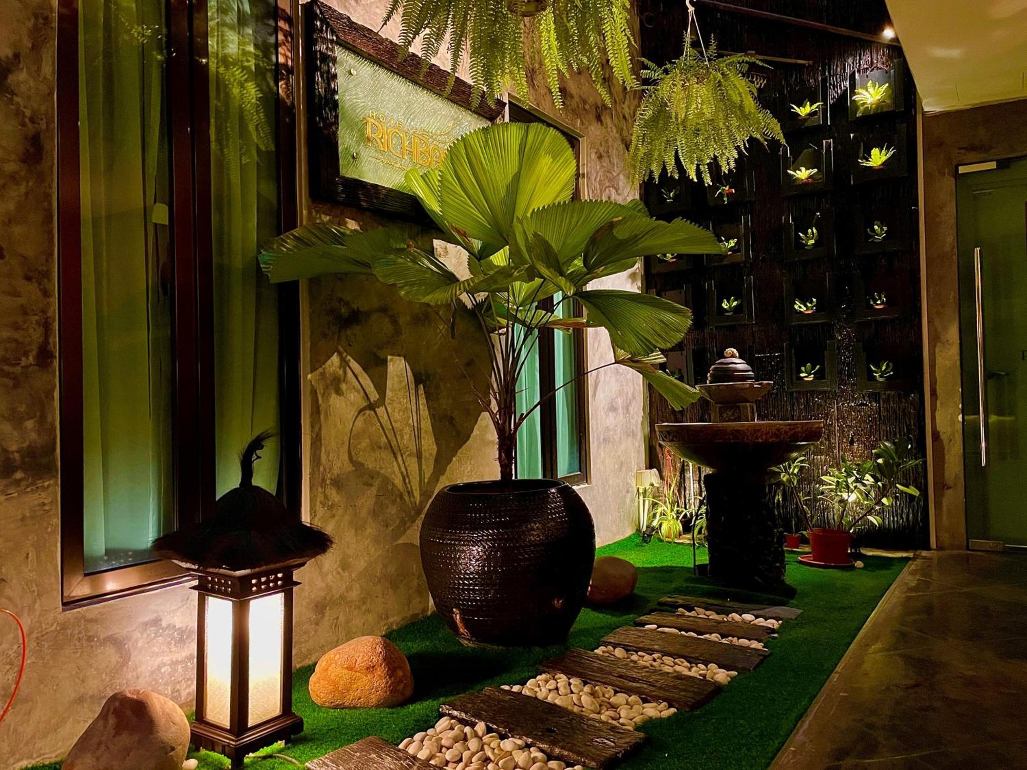 Hotel Richbaliz Selayang Batu Caves Extérieur photo